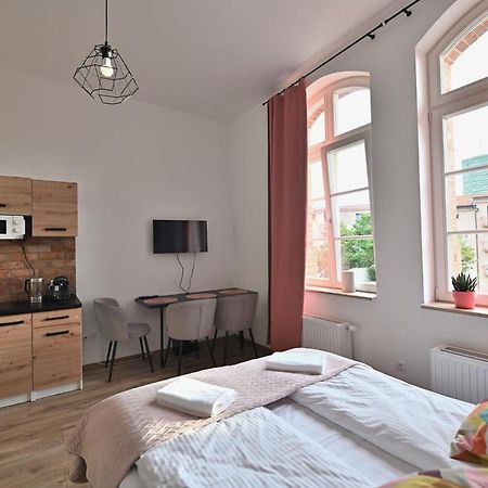 Live & Travel Apartments Waterlane Vintage Danzica Esterno foto