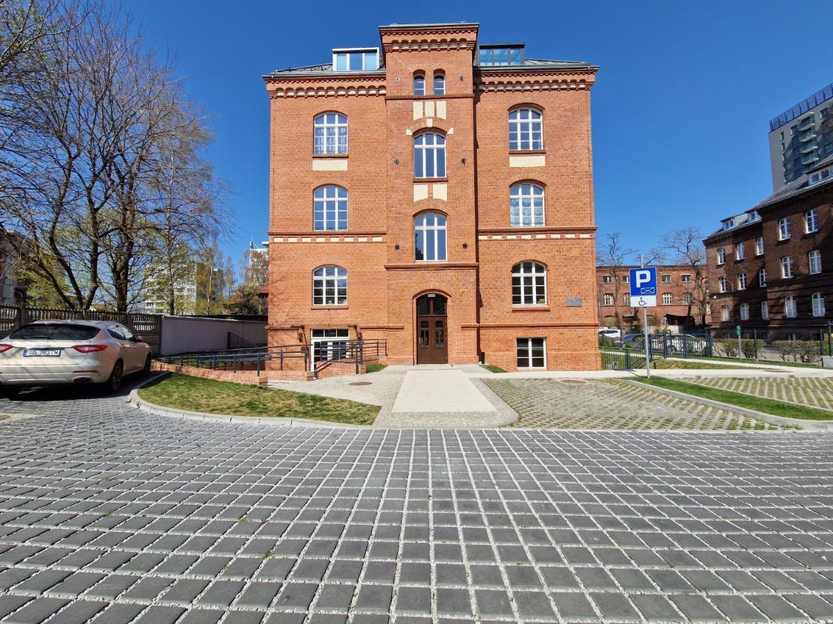 Live & Travel Apartments Waterlane Vintage Danzica Esterno foto