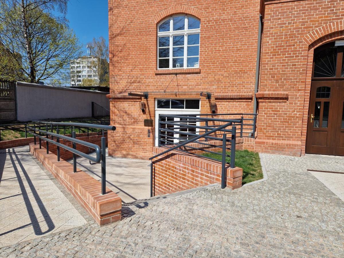 Live & Travel Apartments Waterlane Vintage Danzica Esterno foto