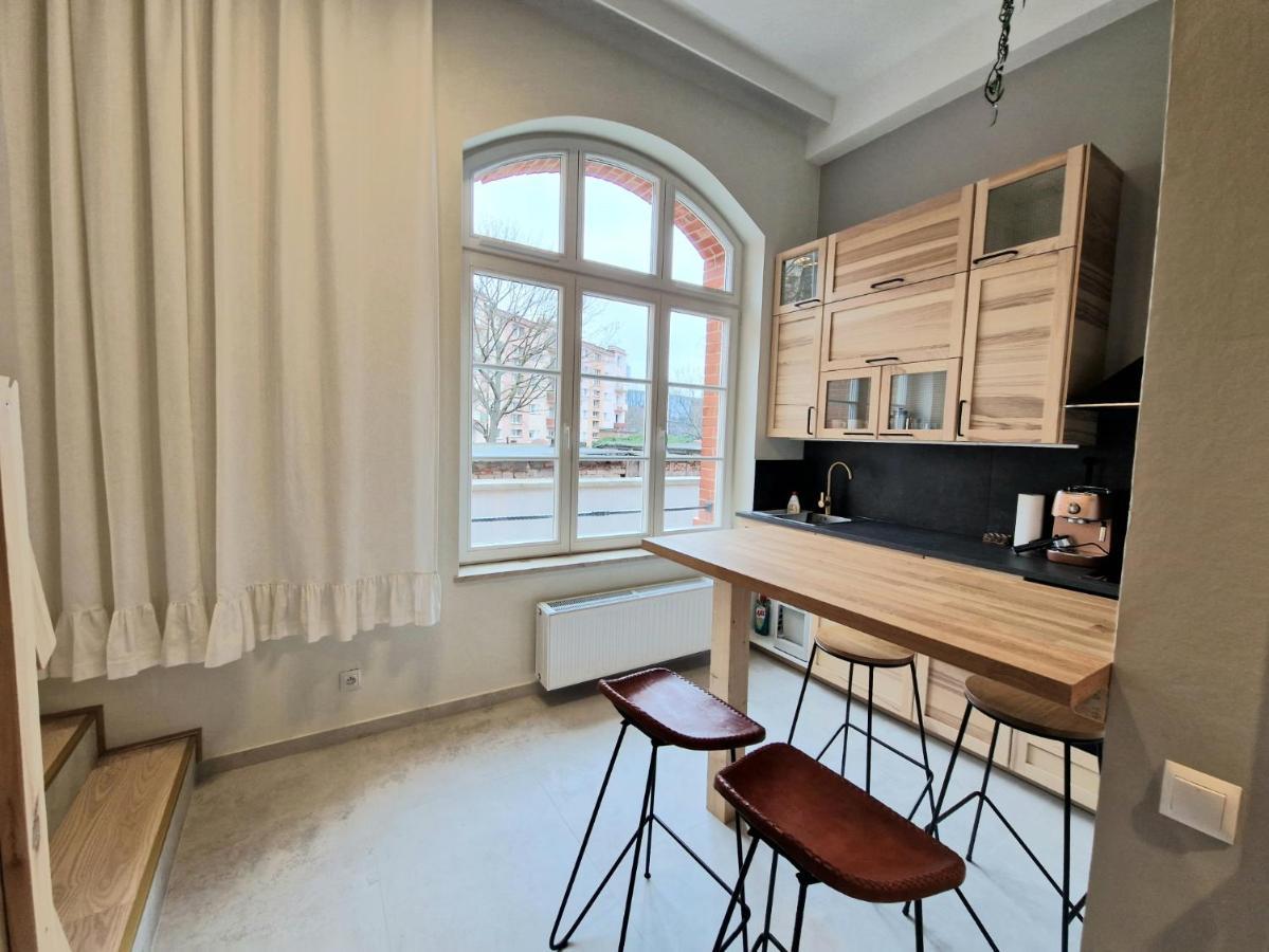 Live & Travel Apartments Waterlane Vintage Danzica Esterno foto